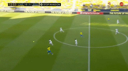 NBA常规赛战报：湖人客场险胜太阳,