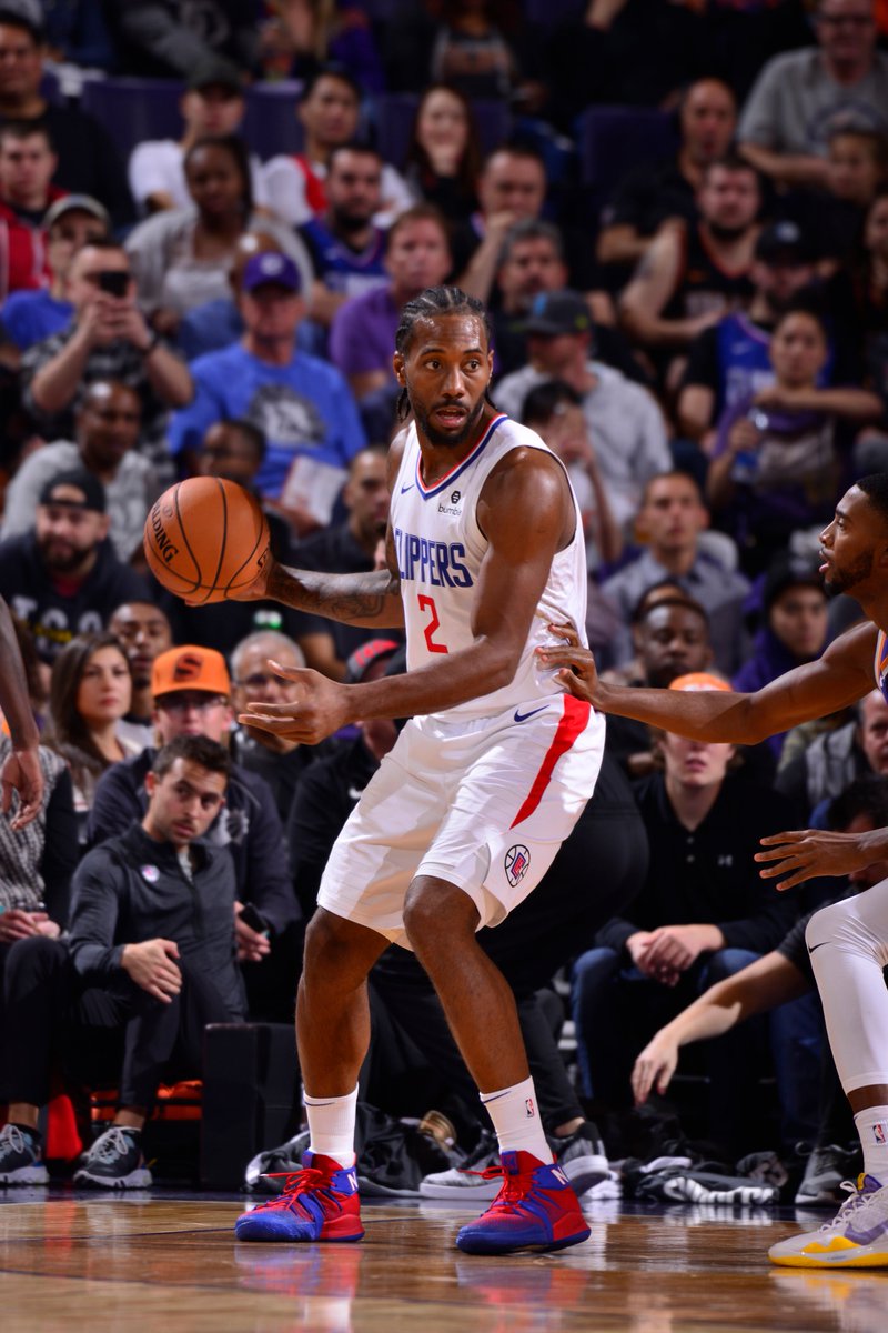 天空体育：伊萨克抵达纽卡训练基地，纽卡其他球员今日放假（天空体育：伊萨克现身纽卡训练中心，其他球员今日休假）