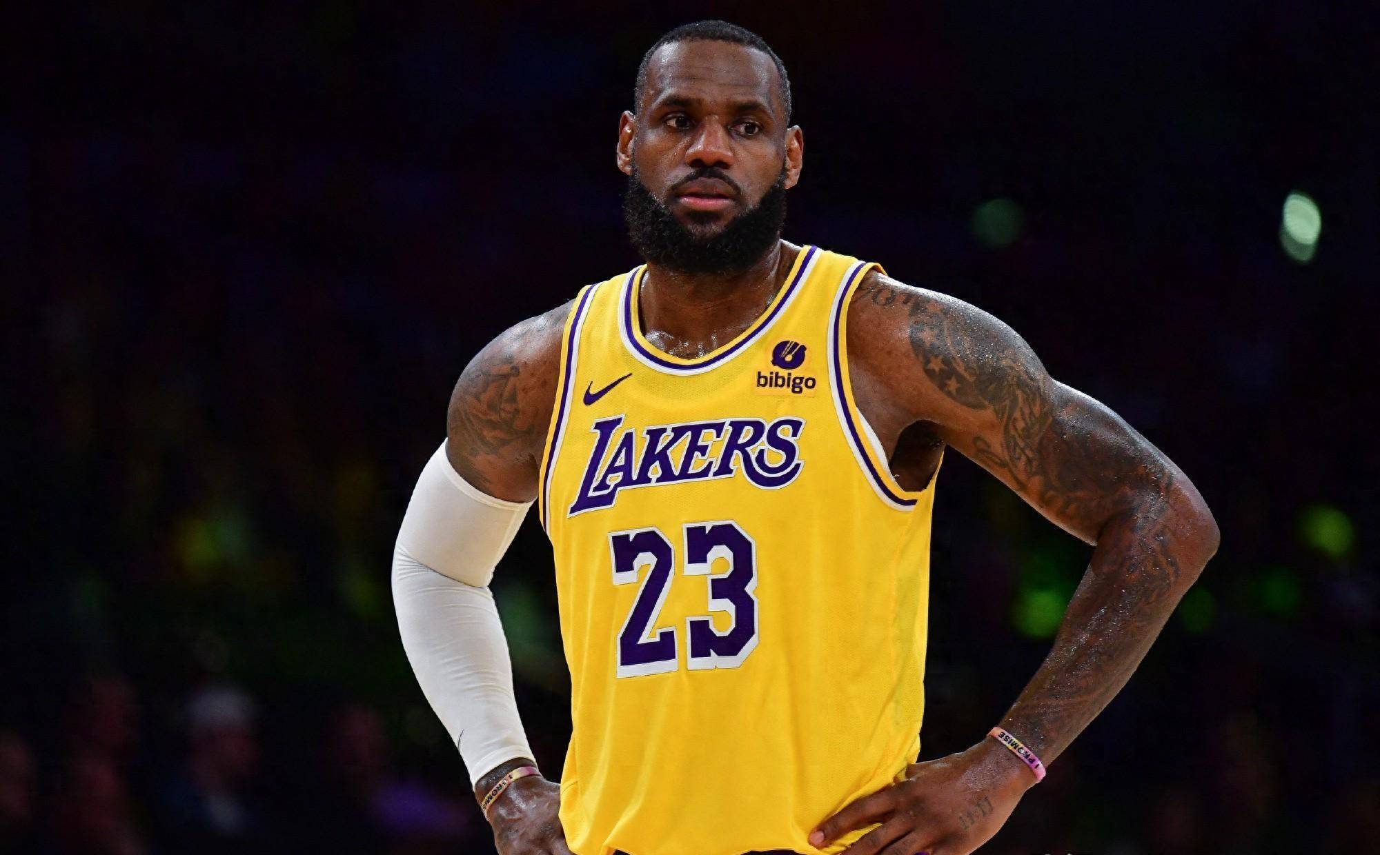 曹法尔：我为西汉姆踢球5年，却只换来了30秒的不续约通知（曹法尔：为西汉姆效力五年，获知不续约仅用30秒）