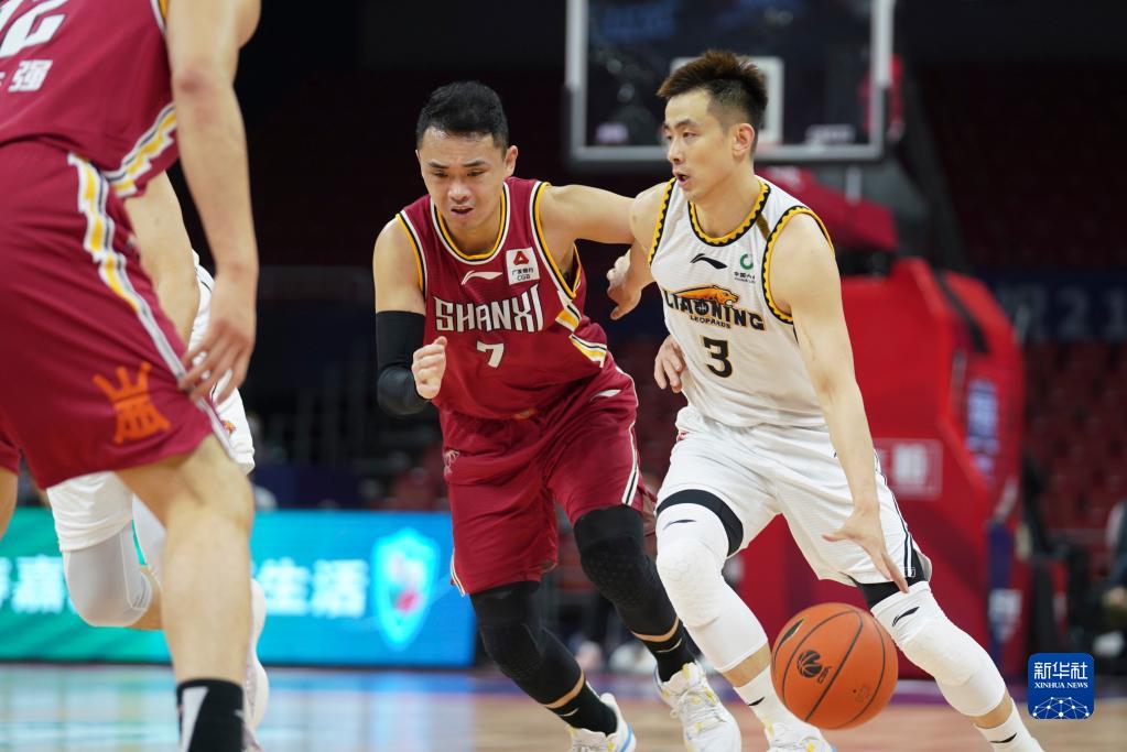 德塞利选择范德萨、卡洛斯、拉莫斯等球员，展现其独特风格与偏好。（德塞利点将范德萨、卡洛斯、拉莫斯等，选人凸显鲜明个人风格与偏好）