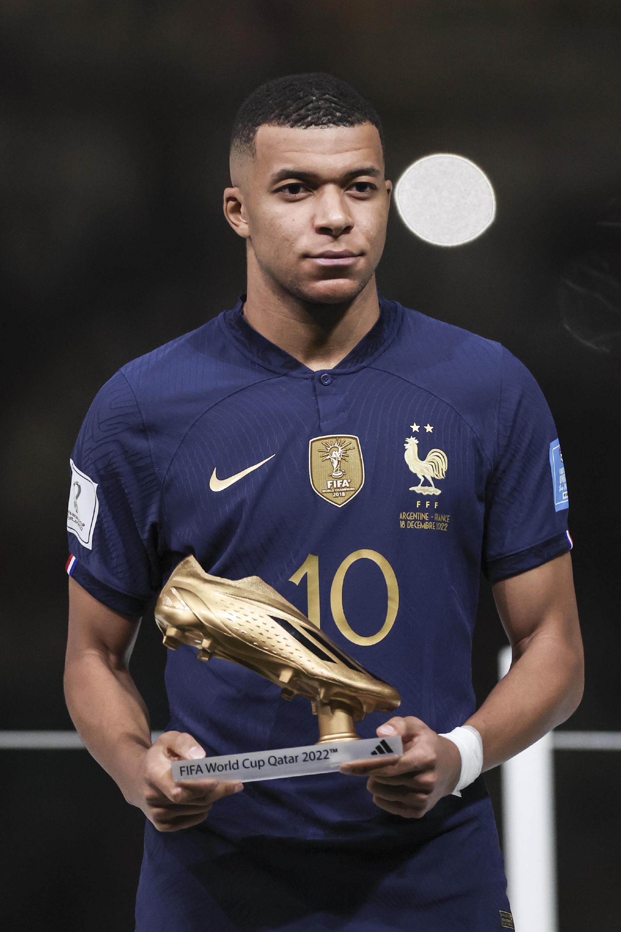 德转列有资格入选科特迪瓦队多国籍球员身价前10：约罗领衔（德转盘点可入选科特迪瓦的多国籍球员身价前十：约罗居首）