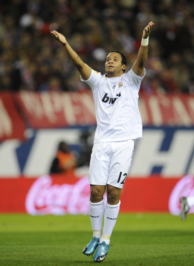 Emira Cup赛车：一台有“莲花魂”的赛道舞者