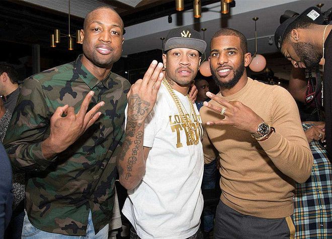 金塞拉：巴黎已重启扎巴尔尼谈判，热刺在关注局势（金塞拉：巴黎重启与扎巴尔尼的谈判，热刺正密切关注动向）