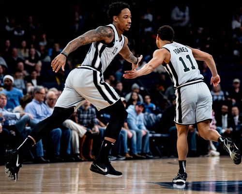 意媒：邓弗里斯和姆希塔良都可能错过对阵马竞的比赛（意媒：邓弗里斯、姆希塔良恐双双缺席对阵马竞）