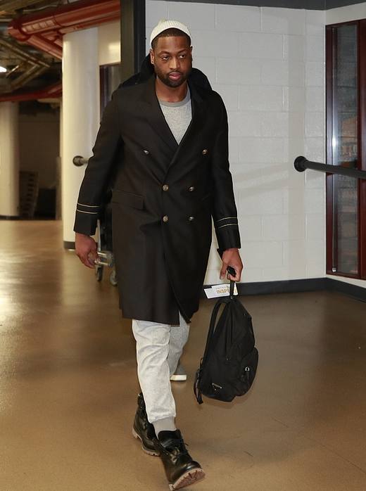 周定洋：亚冠精英赛首个客场积分，为流汗拼搏的小伙子们自豪（周定洋：亚冠精英赛客场首分到手，我为这些拼到汗流浃背的小伙子们骄傲）