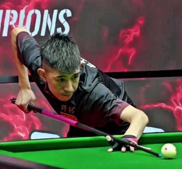 展现了惊人 展现了惊人